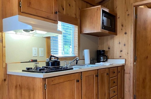 Seaside Cabin | Seaside RV Resort