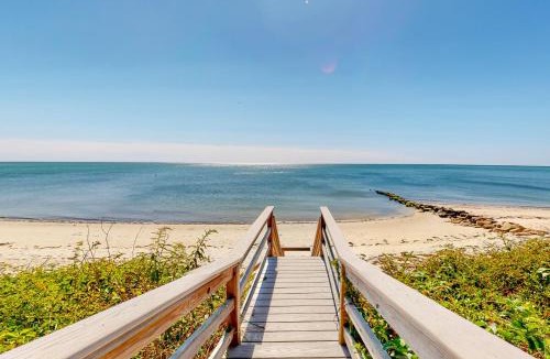 Harwich Port House | Seaside Sanctuary