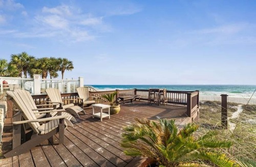 Kiska Beach House | Seaside Serendipity - Wonderful Private Beachfront Home - Beautiful!