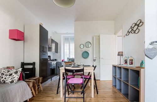 Isigny-sur-Mer Apartment | Seaside Serenity in Normandy