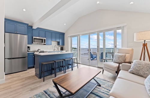 Ogunquit Villa | Seaside Serenity 2 Oceanfront Cottage with private beach Perkins Cove Ogunquit