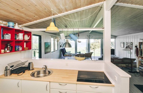 Hoensinge House | Seaside Serenity at Lumsas Retreat-By Traum