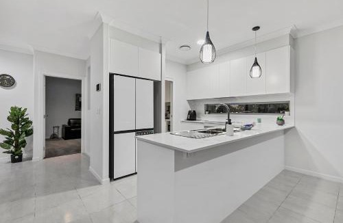 Bongaree House | Seaside Serenity