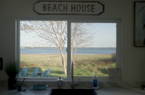 Ingomar Cottage | Seaside Serenity: Oceanfront Elegance in Shelburne, Nova Scotia
