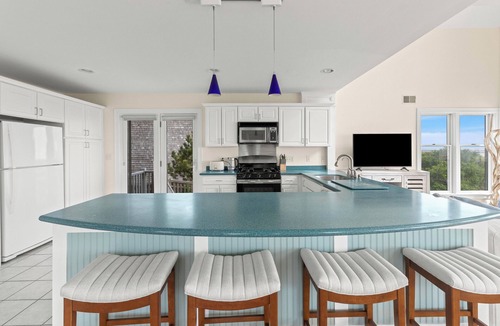 Newburyport House | Seaside Serenity Retreat