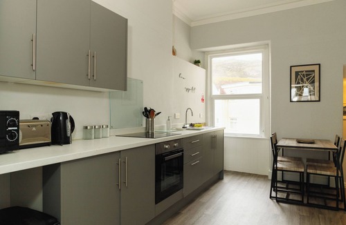 Llandudno House | Seaside Solace: 2BR with Scenic Coastline Views