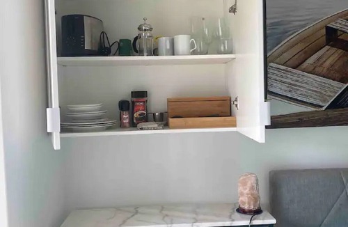 Elwood Apartment | Seaside Studio