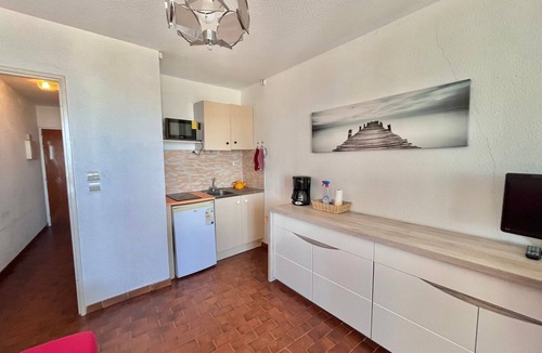Le Couchant Apartment | Seaside studio with parking in La Grande Motte
