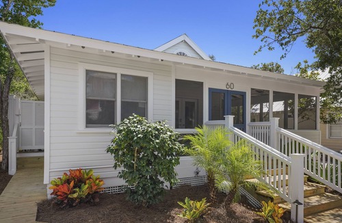 Seaside Cottage | SEASIDE STUNNING RENOVATION W/POOL! - Knotty by Nature & Feeling TipSea