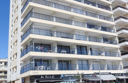 Les Sables d'Olonne Apartment | Seaside T3 Apartment for vacation