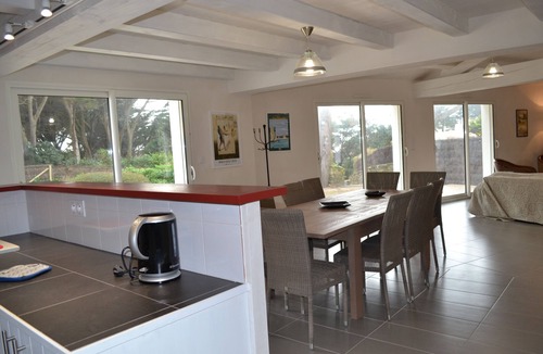 Noirmoutier-en-l'Ile House | Seaside vacation home, very functional, pets welcome