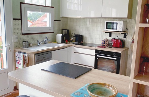Pornic House | Seaside Vacation Home – Spacious, Welcoming, Garden, Wi-Fi