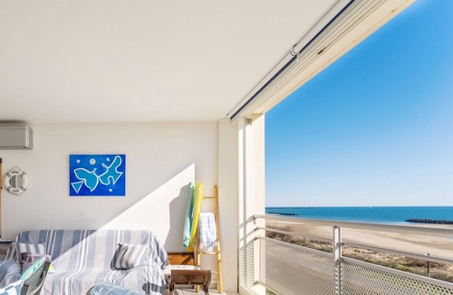 Cap d'Agde Apartment | 🌞SEAside & view 4th ASC⏫ 61 m2 ⭐ AIRcond. WIFI 🅿️ 🏊 🏓 Petanque ⛳