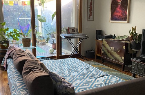 Elwood House | Seaside Villa