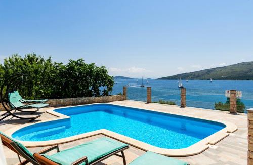 Poljica Villa | Seaside Villa near Trogir - Poljica