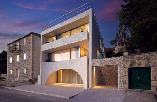 Milna (Brac) Villa | Seaside villa with panoramic harbor view with stunning sunsets.