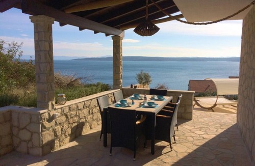 Zavala House | Seaside Zavala Comfortable holiday residence