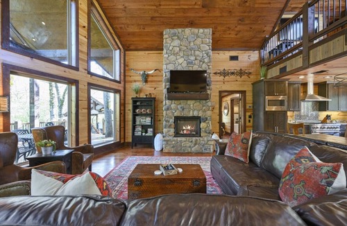 Hochatown Cabin | Seasonal Creek Hot Tub Playground Game Loft