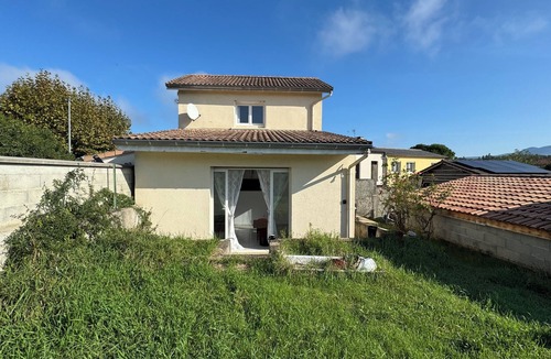 Chatuzange-le-Goubet House | Seasonal rental maisonnette