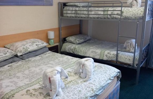 South Shore House | Seasons 24 Guest House