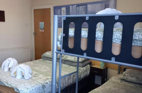 South Shore House | Seasons 24 Guest House