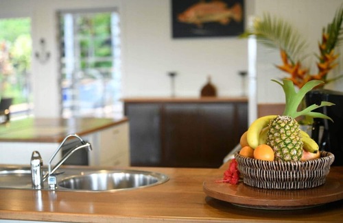 South Mission House | Seasons - Beachfront- Amazing views