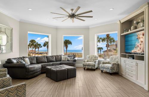Destiny Grand Palms House | Seastar Palazzo With Beach Views, Lake, And Pool