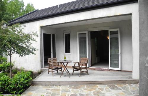 Swannanoa Bed & Breakfast | Seatonwood Villas