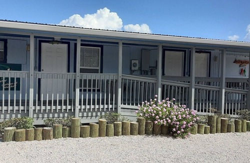 Oak Hill Cabin | SEATROUT- Waterfront Full Efficiency Cabin