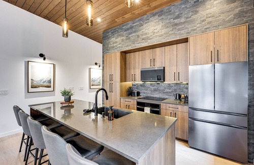 Hyak House | Seattle 2026 FIFA World Cup Luxury Mountain House