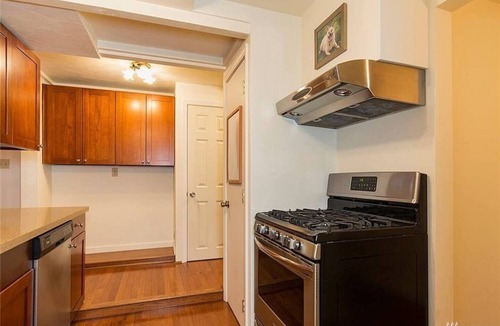 Pinehurst House | Seattle 2b large Kitchen&Laundry