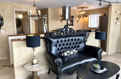 West Seattle Villa | Seattle La Rustica Luxury Waterfront Beach Villa