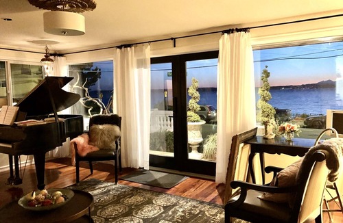 West Seattle Villa | Seattle La Rustica Luxury Waterfront Beach Villa