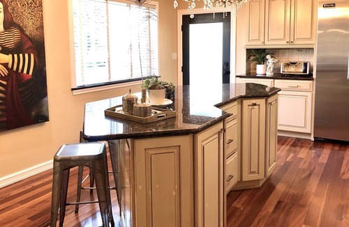 Alki Villa | Seattle La Villa Rustica Luxury Waterfront Beach Villa