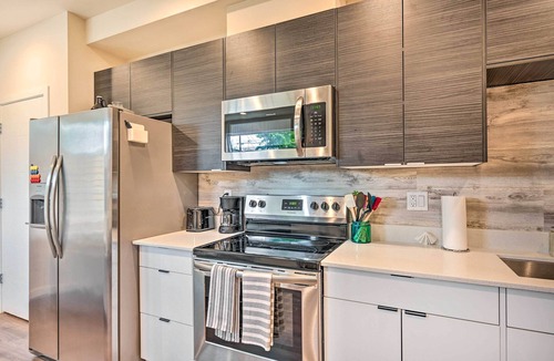 Licton Springs House | Seattle Townhome: Rooftop Deck < 7 Mi to Dtwn