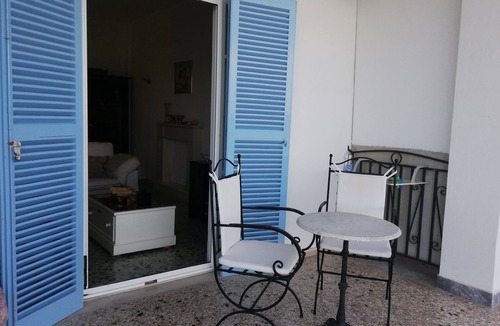 Dafnata Apartment | Seaview Apartment