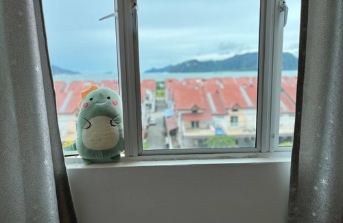 Kampung Pokok Asam Apartment | Seaview Cube ll w/Rooftop Pool