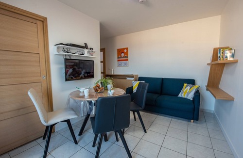 La Chaume Apartment | Seaview ! Flat for 4
