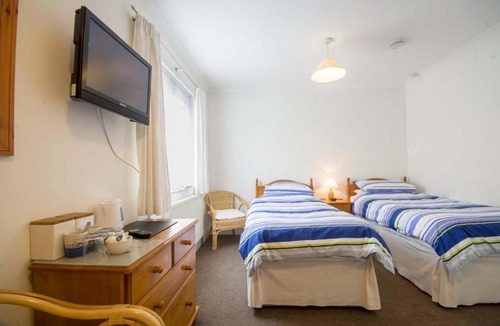 West Looe Bed & Breakfast | Seaview