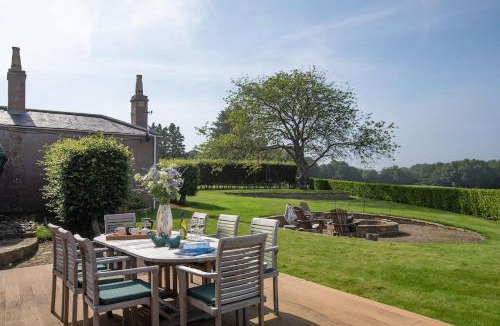 Cockburnspath House | Seaview House