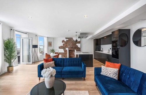 Seafront Apartment | Seaview Kings Terrace | Seafront | Sleeps 6-8