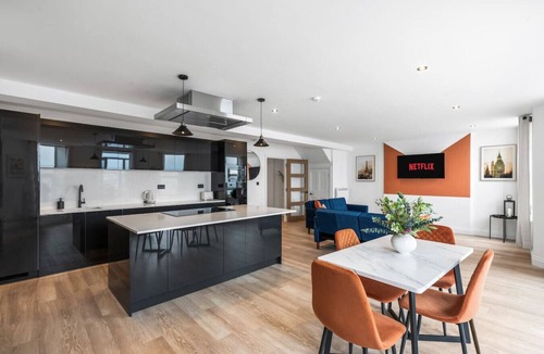 Seafront Apartment | Seaview Kings Terrace | Seafront | Sleeps 6-8