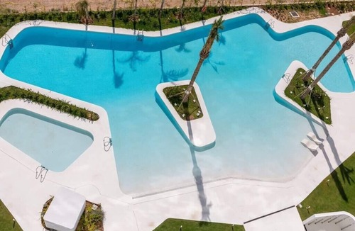 Canet de Berenguer Apartment | Seaview Luxury with Rooftop Pool