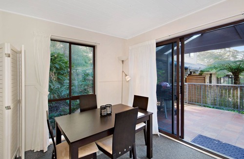 Macmasters Beach Cottage | Seaview Lodge - Cottage
