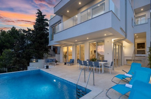 Drage Villa | Seaview luxury villa Fleur with pool