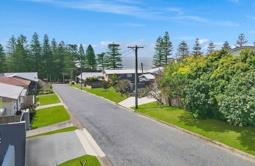 Black Head House | Seaview Manor at Blackhead