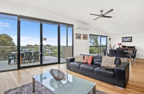 Jan Juc House | Seaview Sanctuary Jan Juc Distant Ocean View