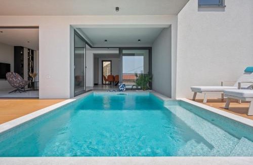 Duce Villa | Seaview Villa Calma with Jacuzzi, Media room