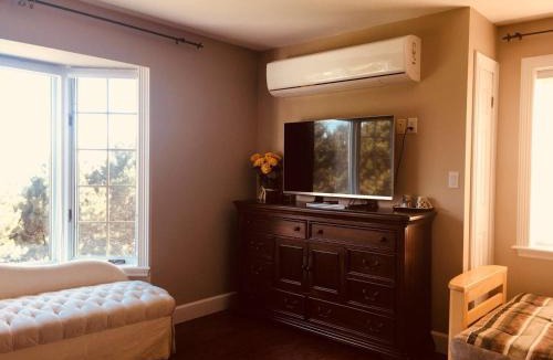 Stratford Bed & Breakfast | Seaview White House