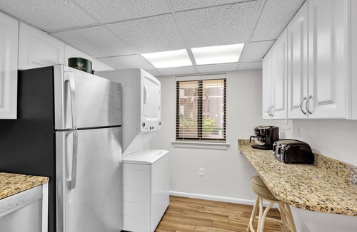 Folly Field Condo | Seawatch at Island Club